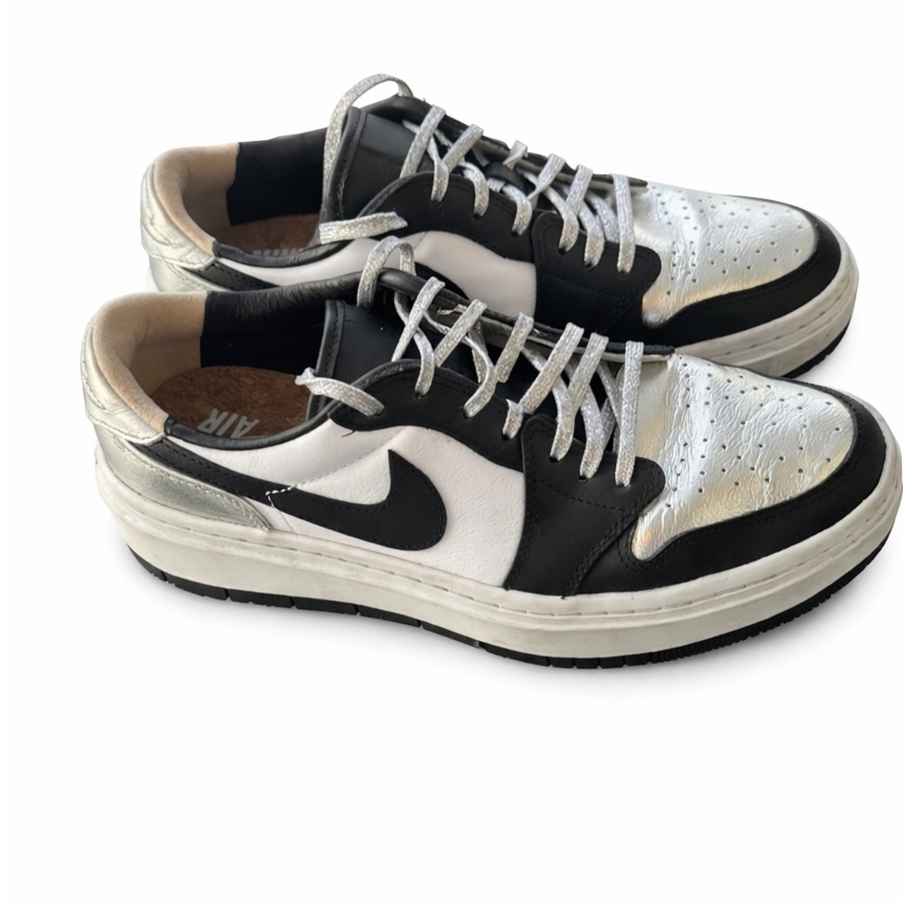 Stylish Black and Silver Women Sneakers Nike